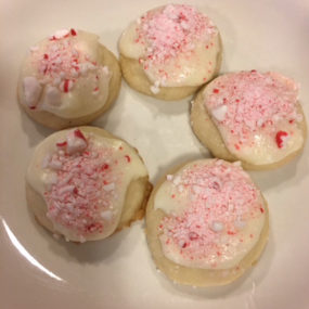 Peppermint Snowball Cookies