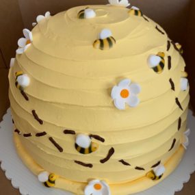 bee birthday cake